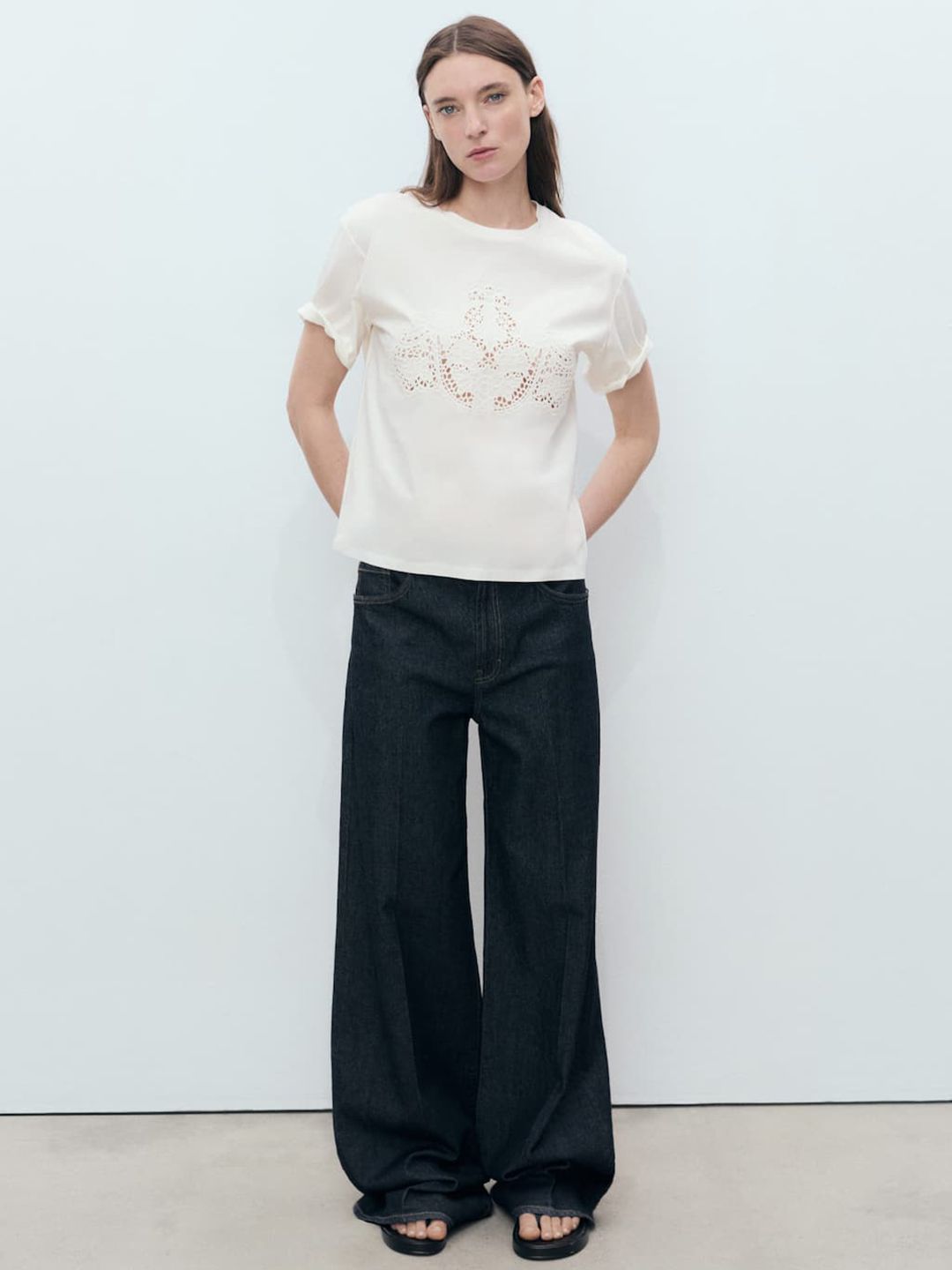 Lace Insert Detail Drop-Shoulder Sleeves Pure Cotton Relaxed Fit T-shirt