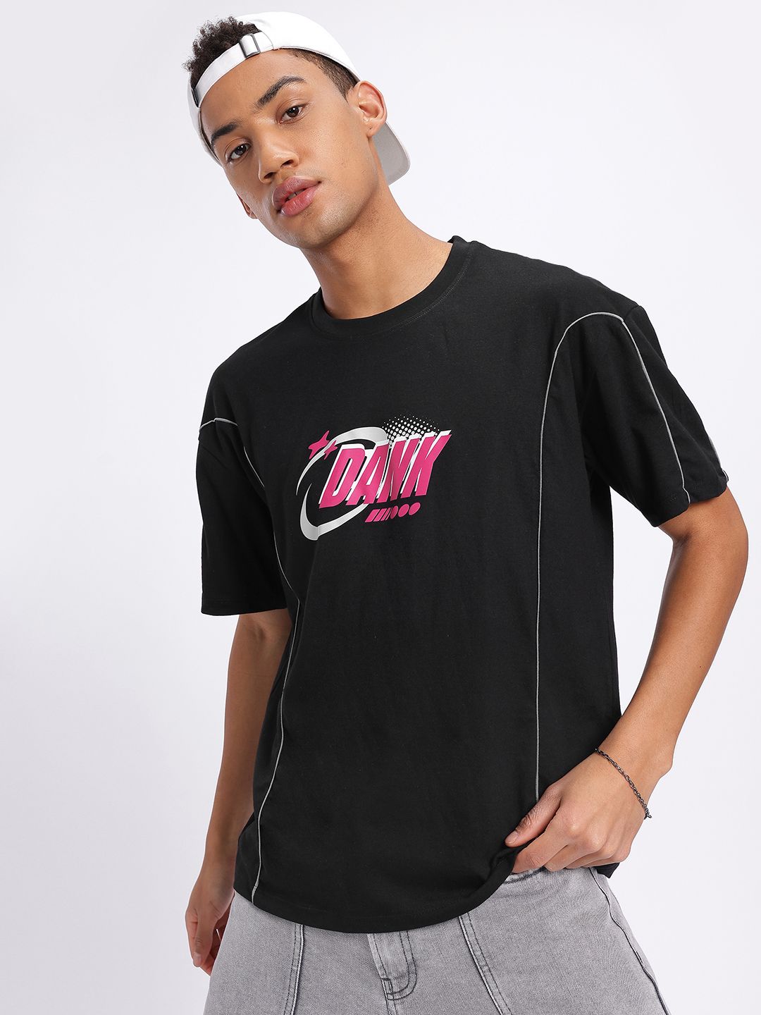 glitchez Graphic Oversized T-shirt with Drop-Shoulder Sleeves
