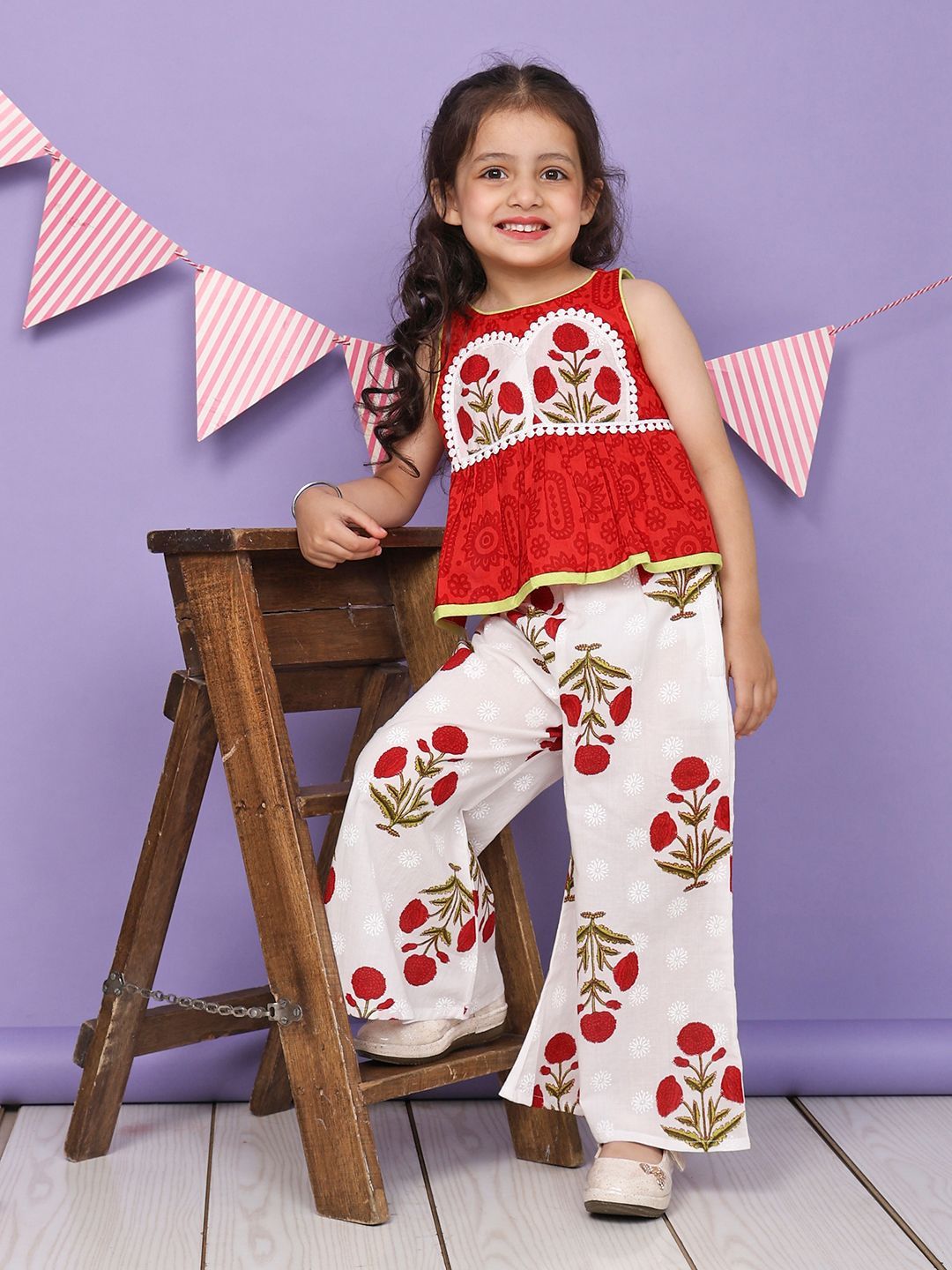 LIL PITAARA Girls Floral Printed Pure Cotton Top With Palazzo