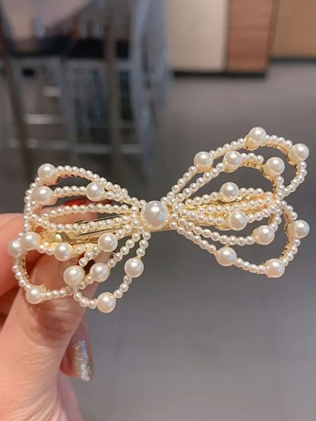 Ziory Girl's Bow-Shaped Hair Clip Adorned with Crystals And Faux Pearls