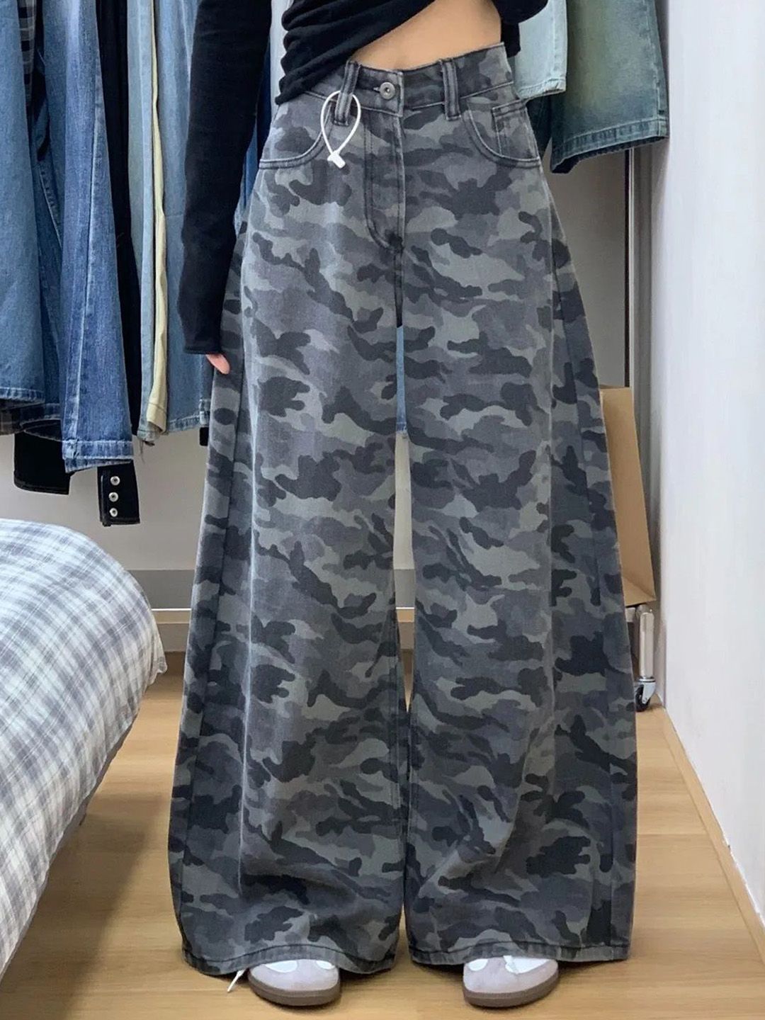 StyleCast Women Animal Printed Loose Fit High-Rise Regular Trousers