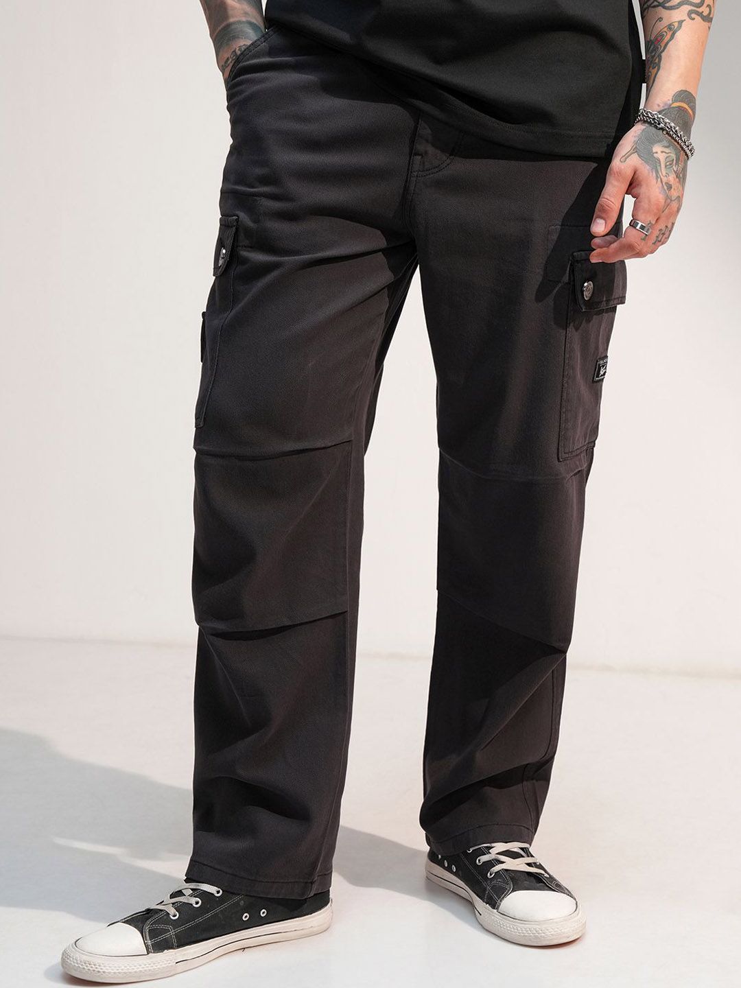 HIGHLANDER  Men Grey Baggy Fit Cargo Style Jeans
