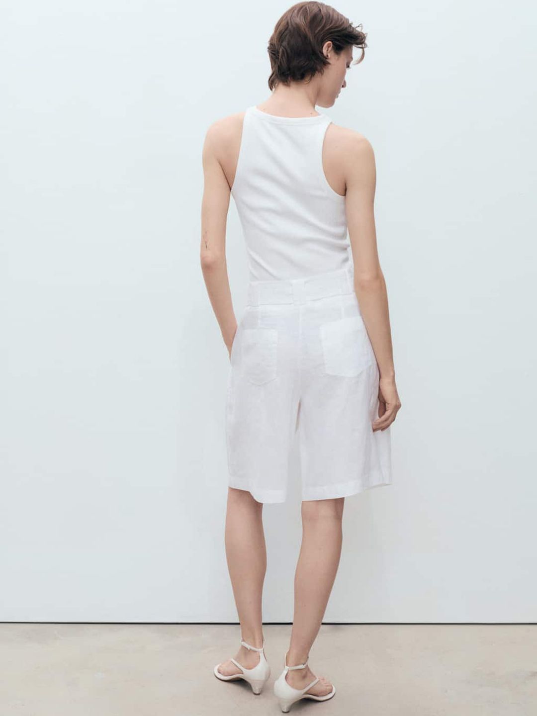 Linen Pleated Bermuda Shorts with Belt