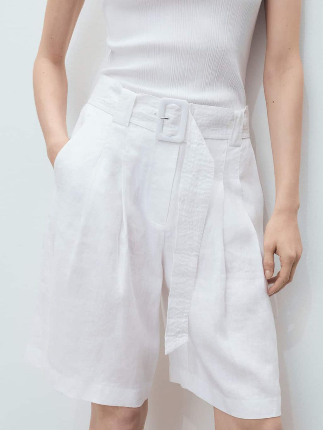 Linen Pleated Bermuda Shorts with Belt