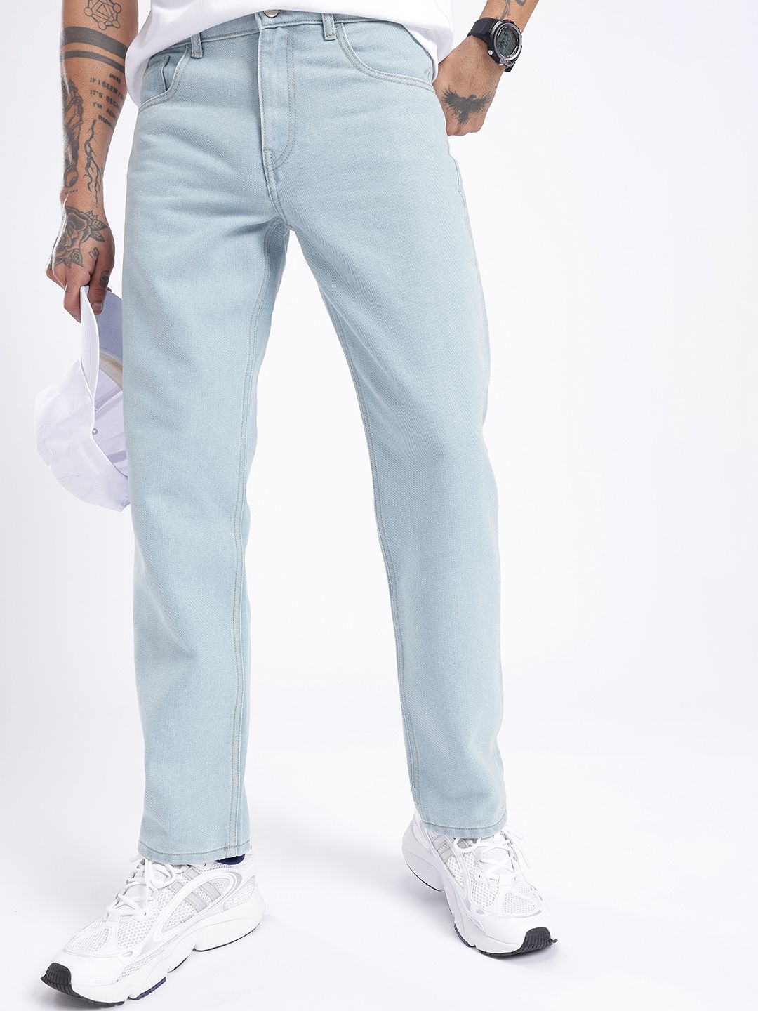 glitchez Men Relaxed Fit Jeans deal from myntra