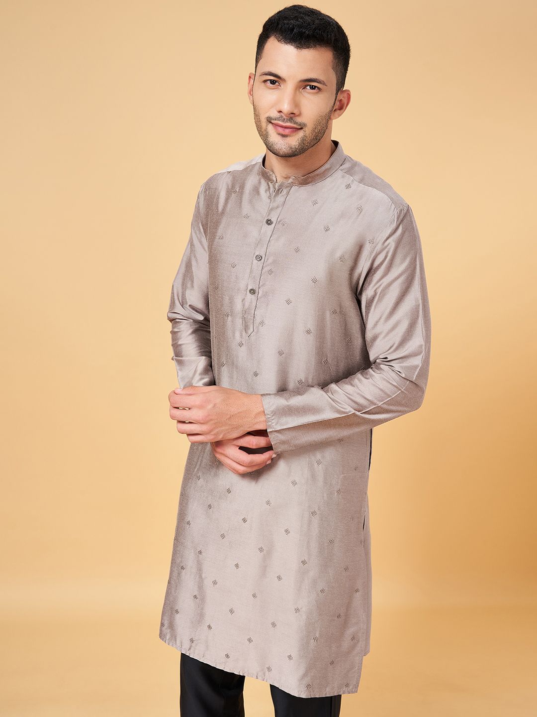 indus route by Pantaloons Men Geometric Embroidered Thread Work Kurta