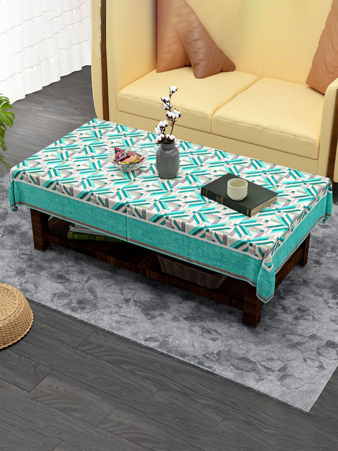 Aura Green Geometric Printed Anti-Skid Cotton 4-Seater Table Cover