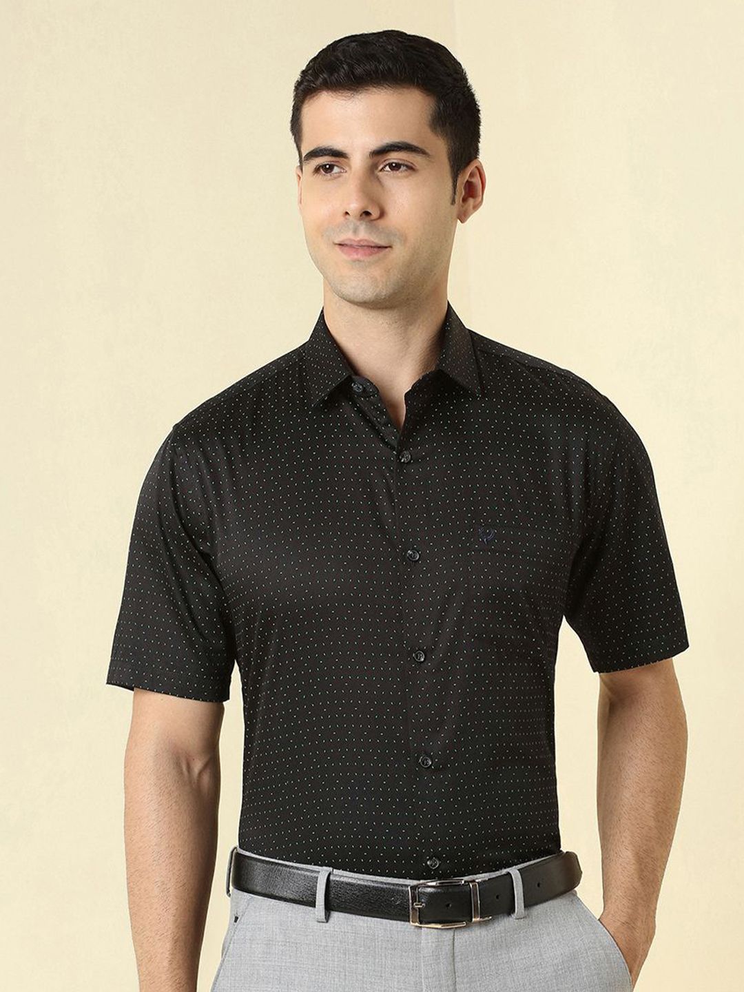 Allen Solly Printed Spread Collar Short Sleeves Slim Fit Cotton Formal Shirt