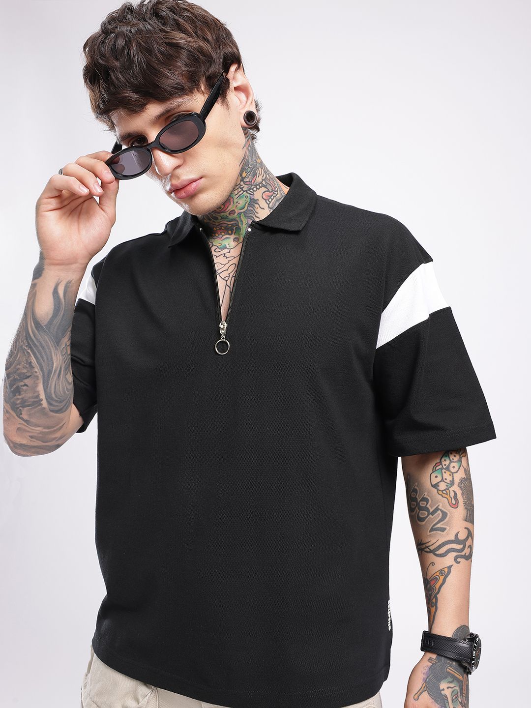 glitchez Colourblocked Polo Collar Drop-Shoulder Sleeves T-shirt