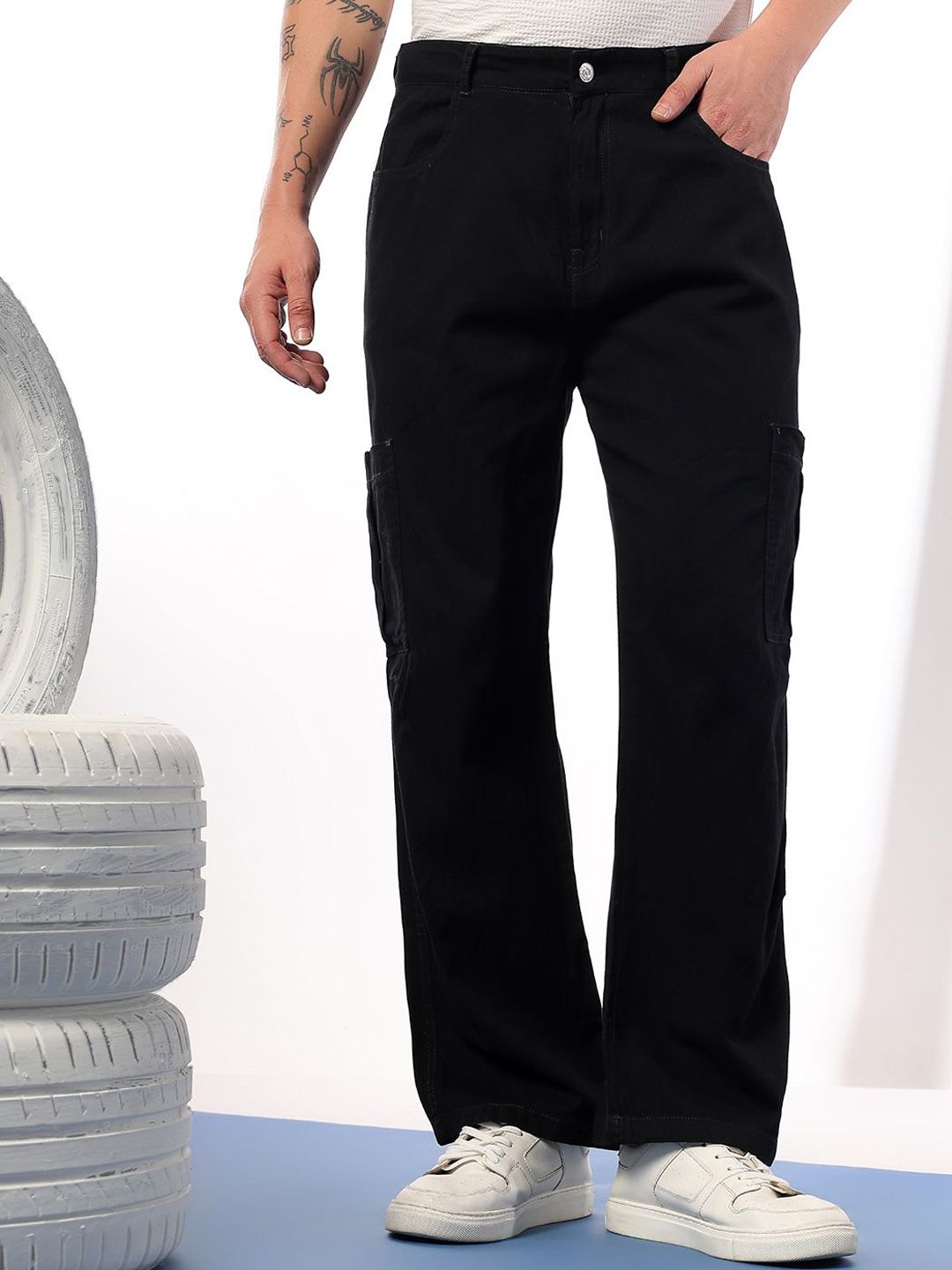 Stylecast X Kotty Men Solid Relaxed Fit Low-Rise Stretchable Jeans