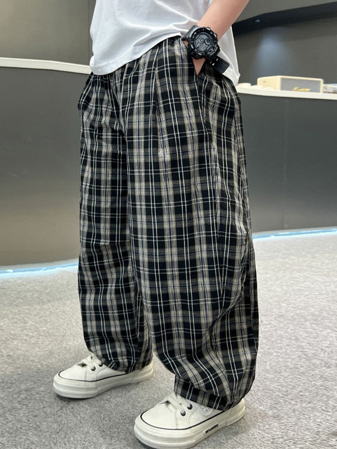 INCLUD Kids Boys Checked Mid-Rise Regular Trousers