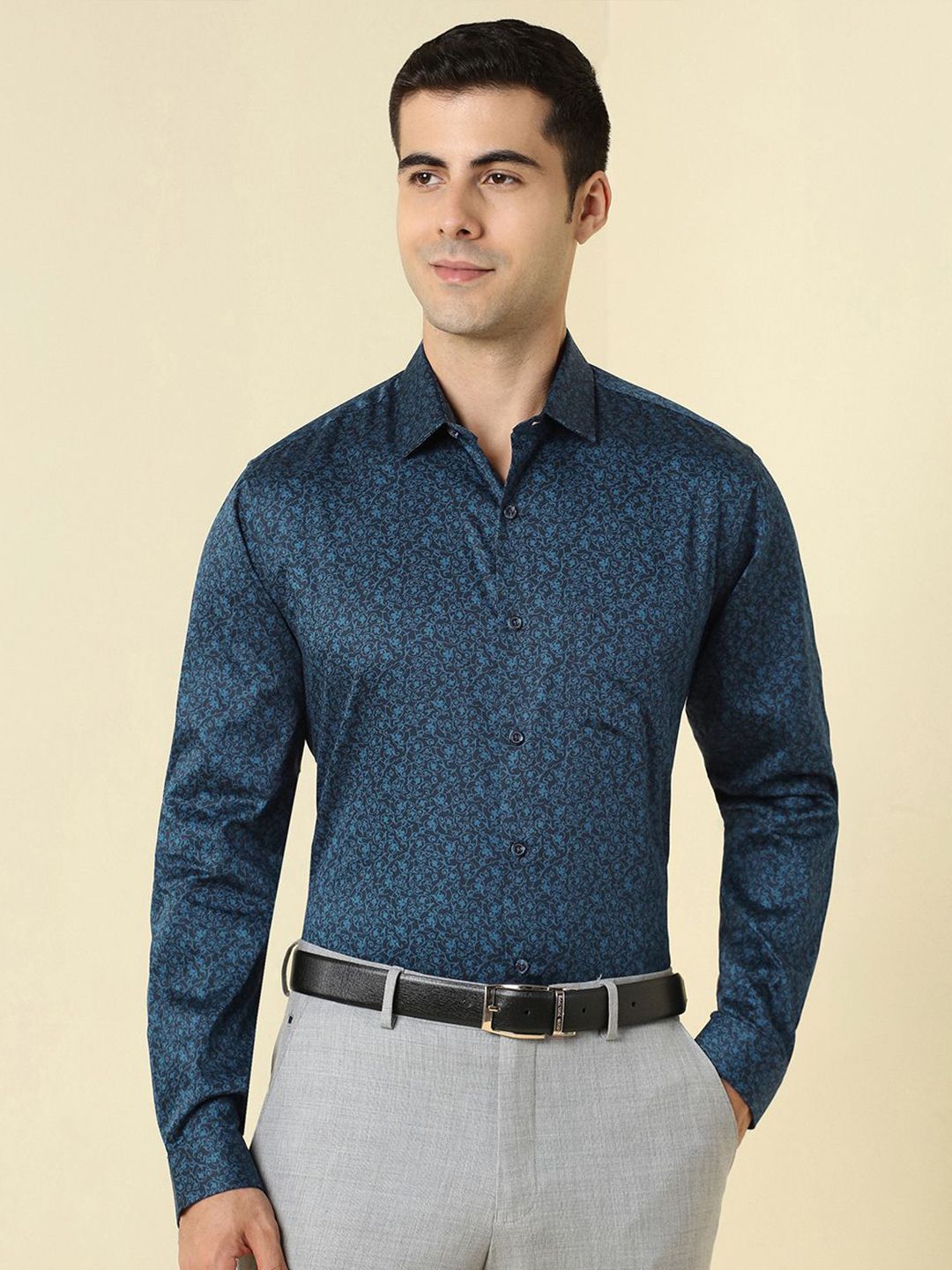 Allen Solly Floral Printed Spread Collar Slim Fit Formal Cotton Shirt