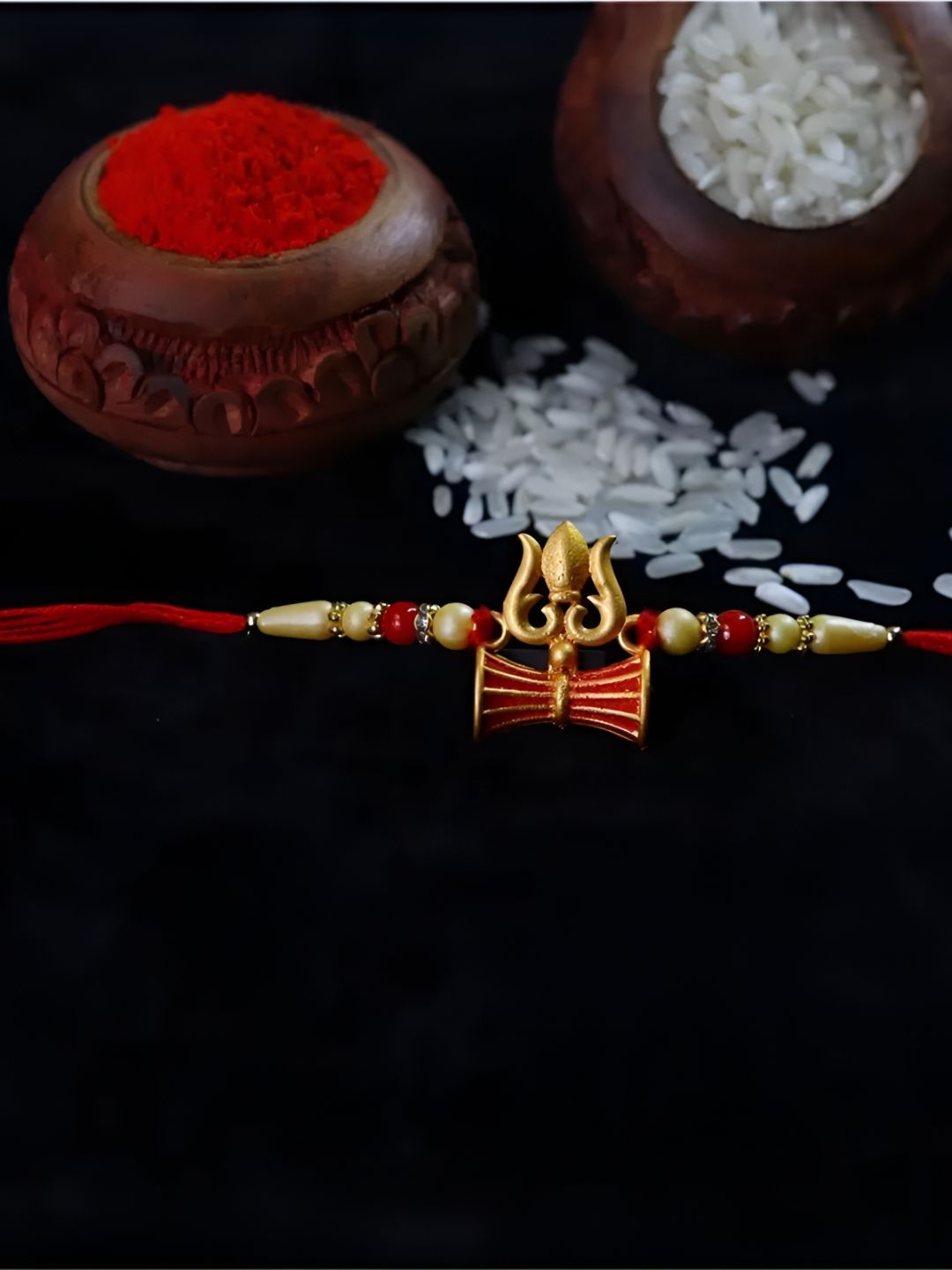 DeoDap Roli & Chaval Greeting Card Coin Rakhi Gift Set deal from myntra