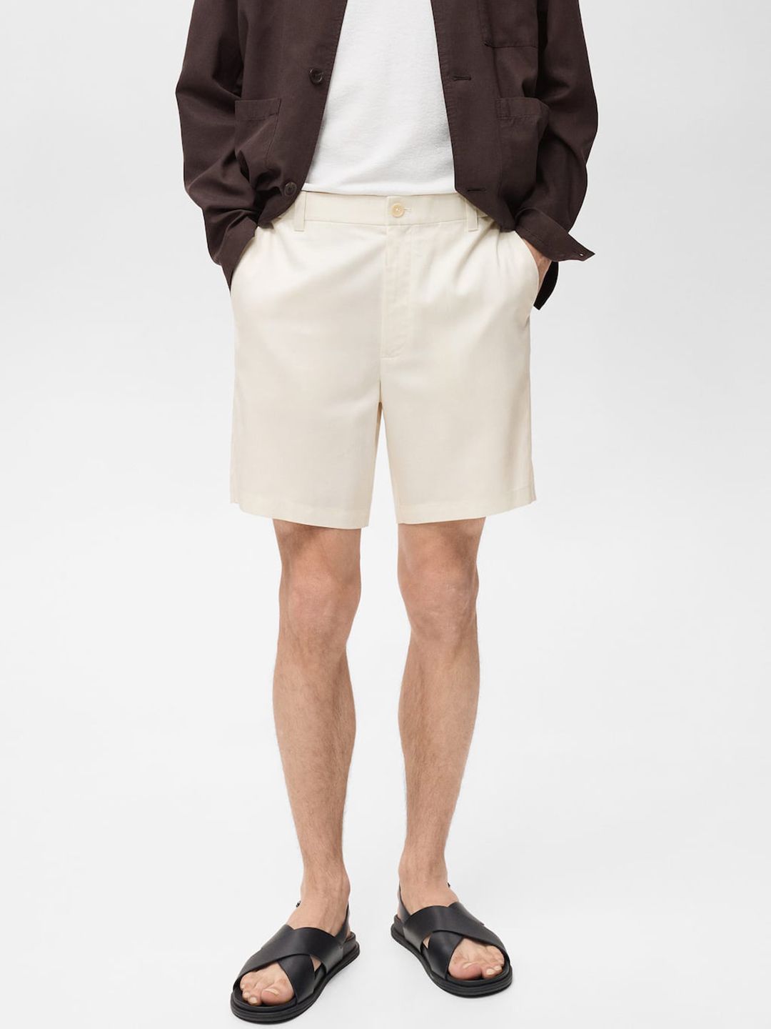 MANGO MAN Mid-Rise Regular Fit Bermuda Shorts