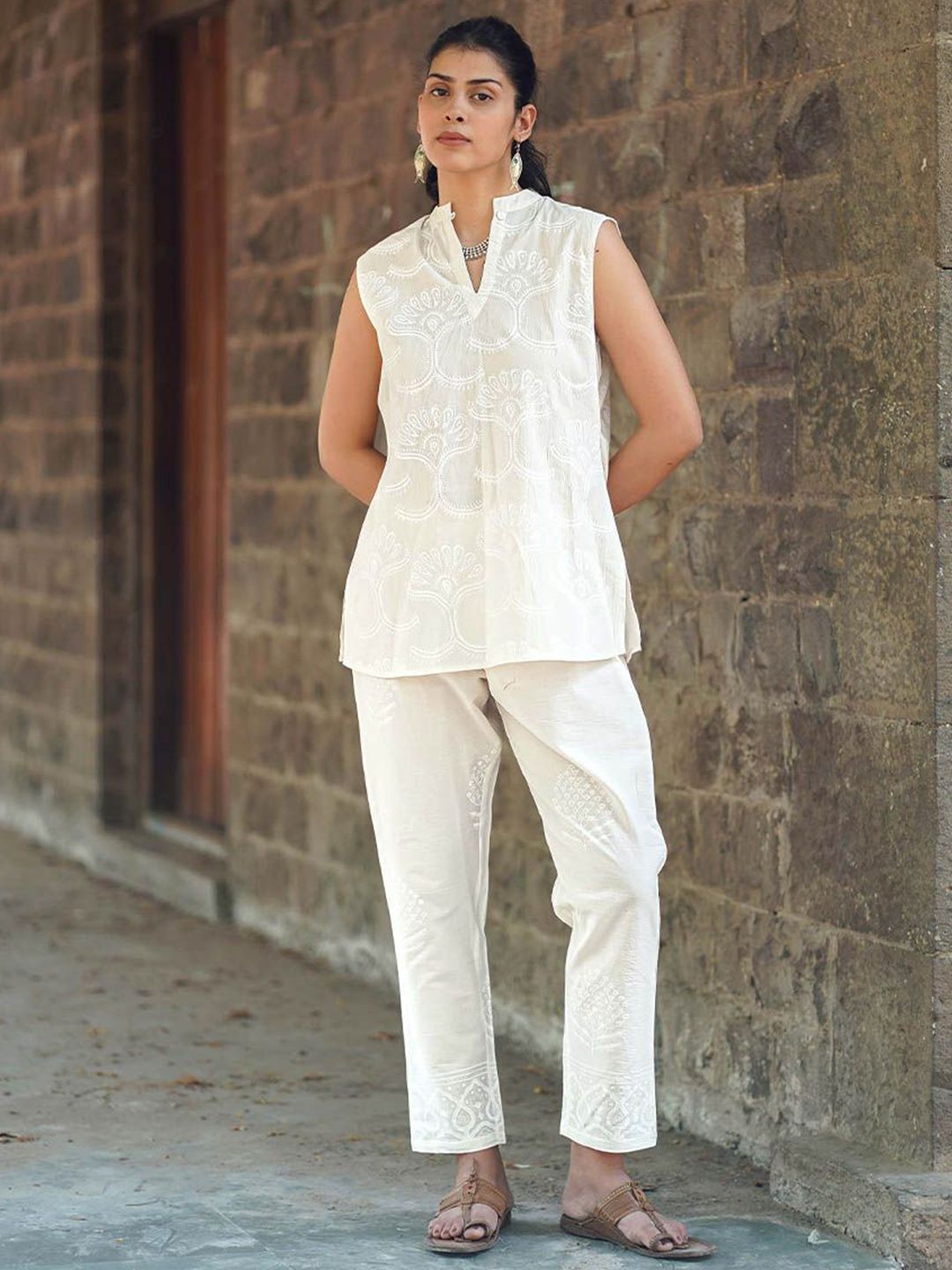 Chidiyaa Women Mandarin Collar Cotton A-Line Top