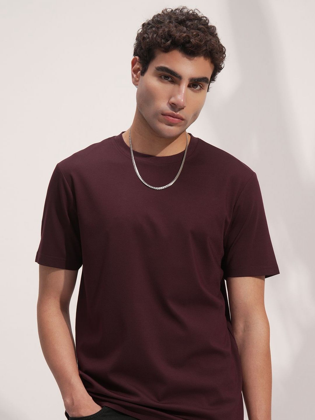 HIGHLANDER Men Round Neck Drop-Shoulder Sleeves T-shirt