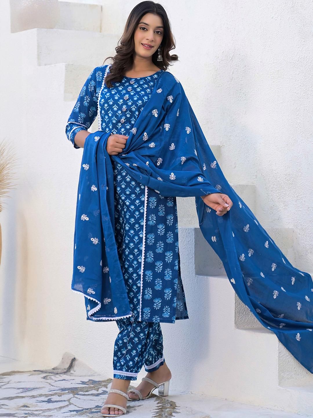 Peachmode Navy Blue Floral Printed Cotton Straight Cut Salwar Suit