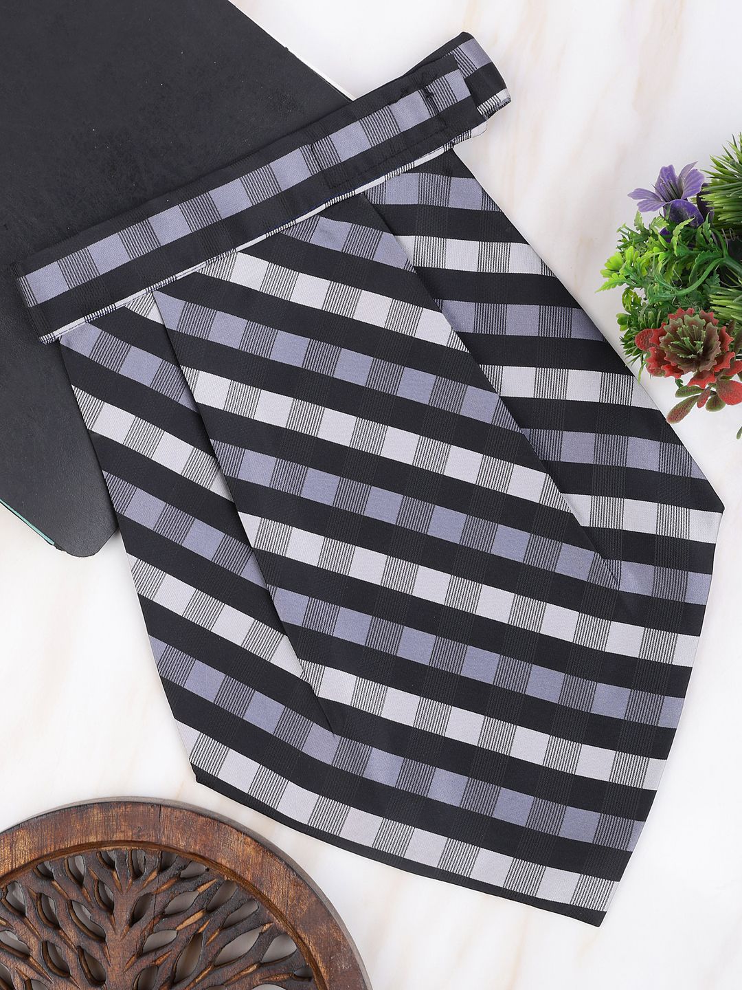 Alvaro Castagnino Men Checked Cravat