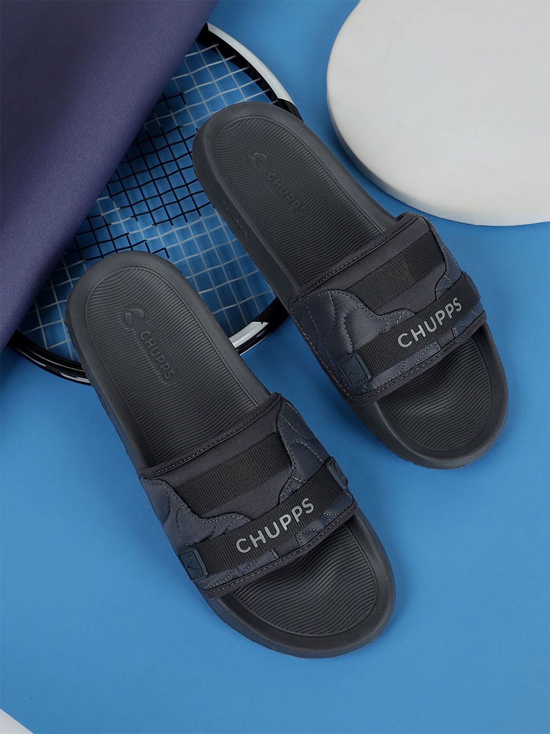 CHUPPS Men Printed Sliders