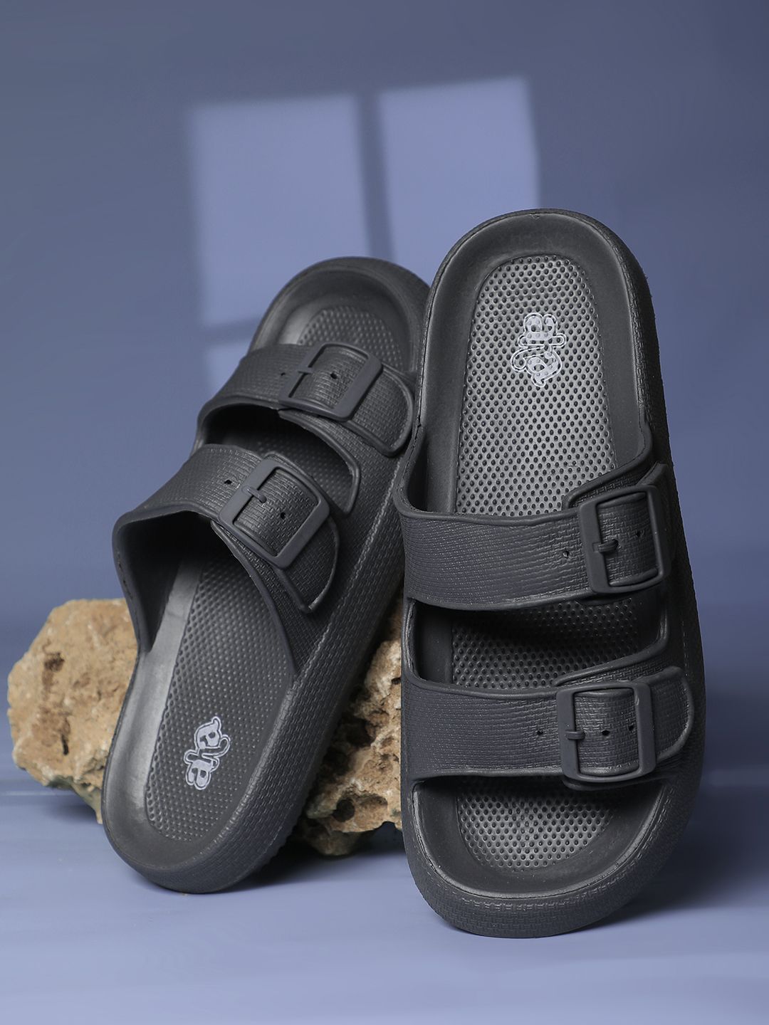 Liberty Men Solid Slip-On Flip Flops