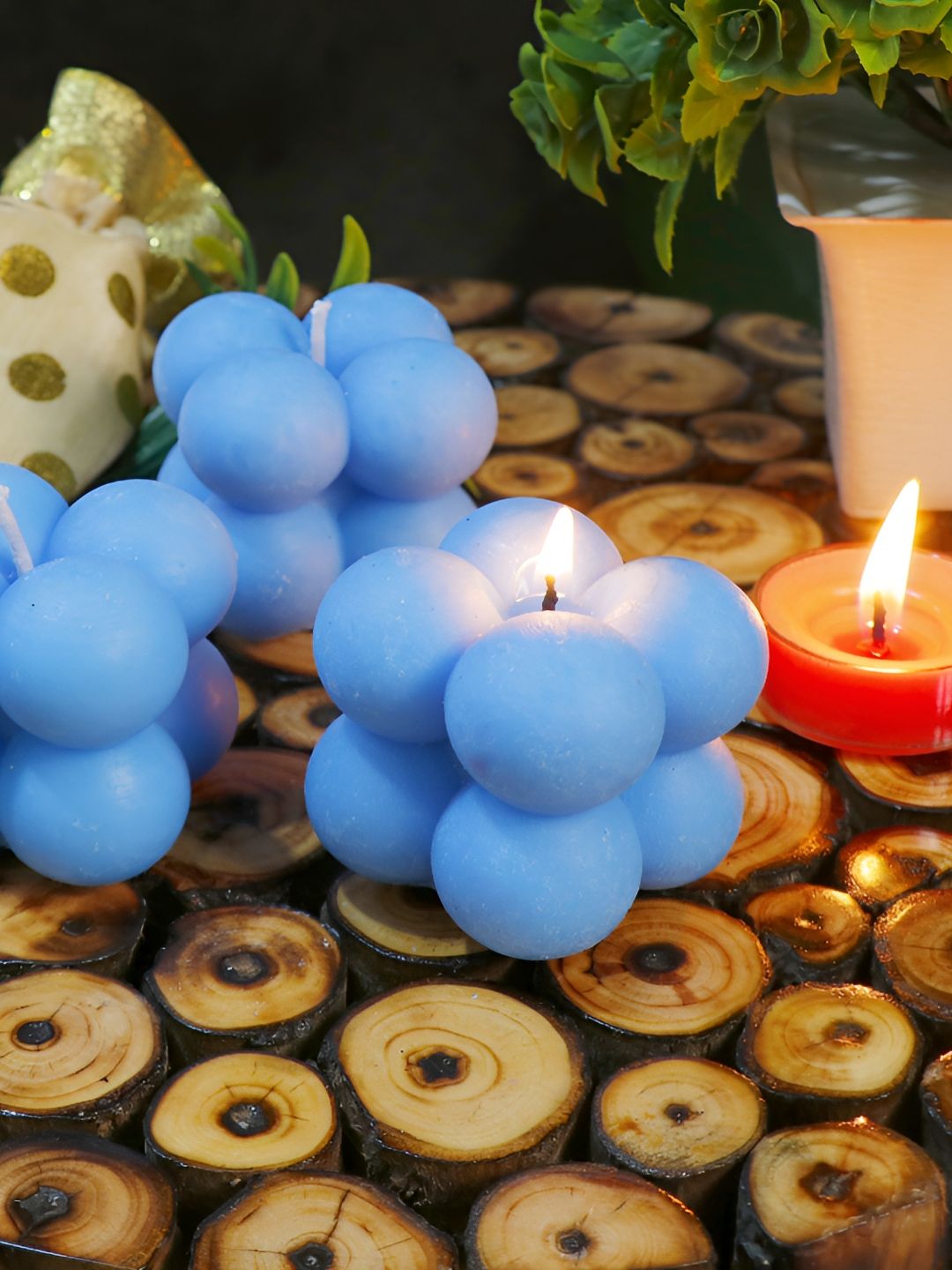 Aura Handmade Medium Bubble Cube 3Pcs 1 Wick Scented Solid Square Regular Pillar Candles