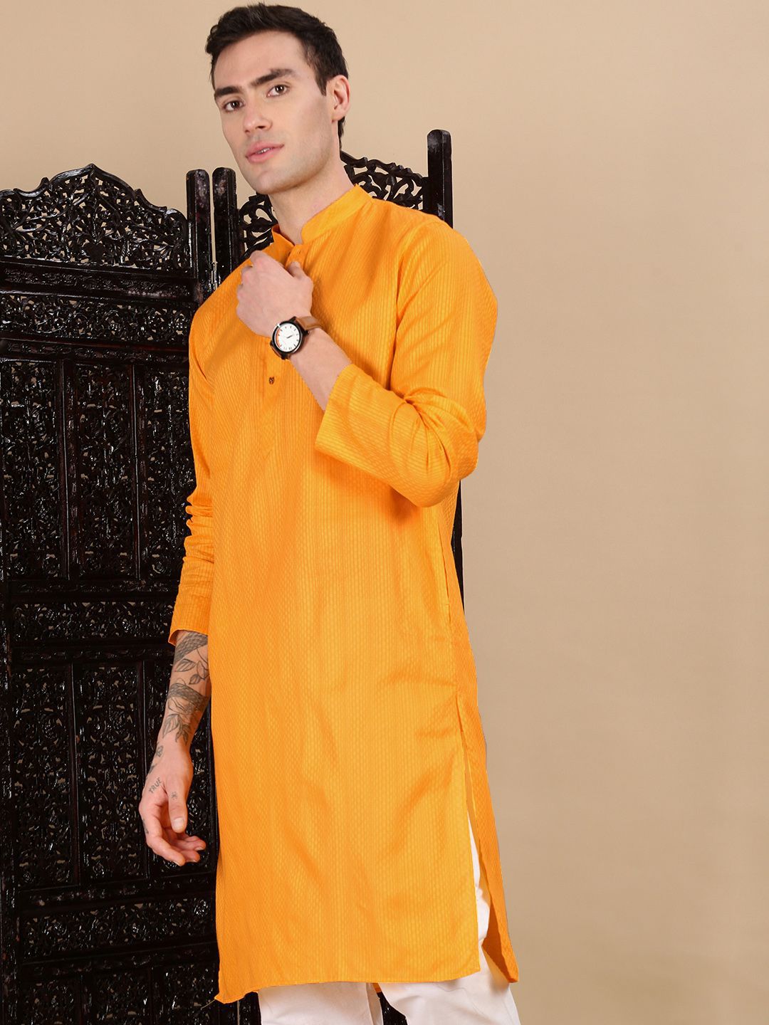 House of Pataudi Textured Cotton Straight Kurta