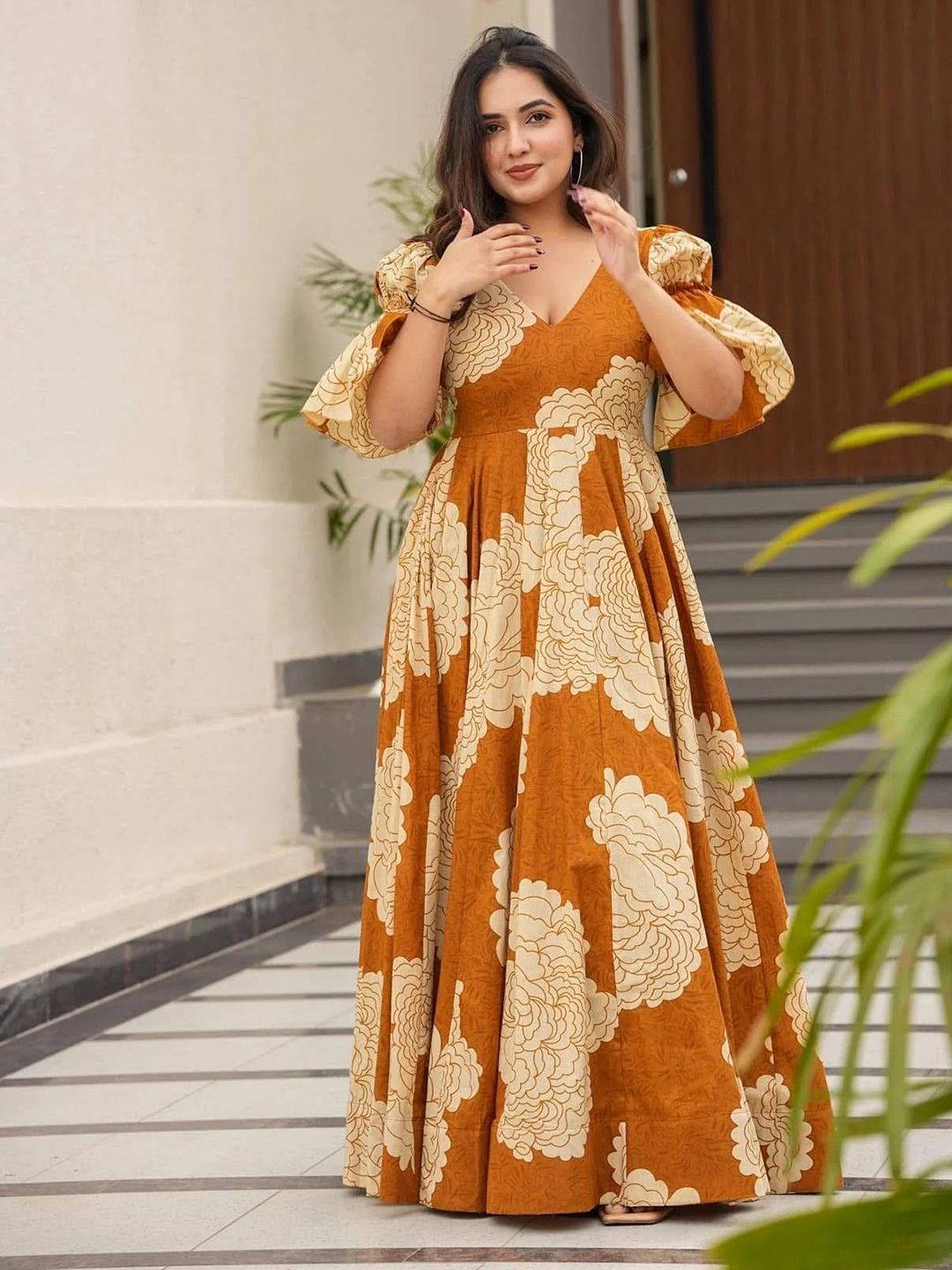 Buy CORSICA Woman Floral Print Layered Fit & Flare Maxi Dress - Dresses for  Women 33811430 | Myntra
