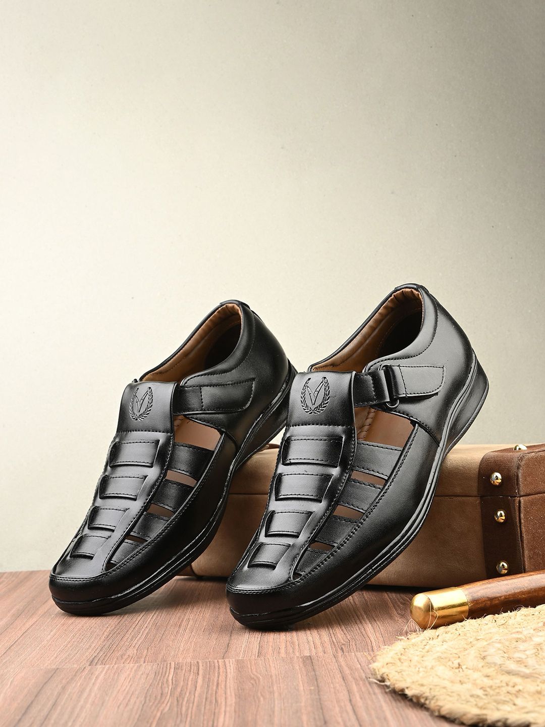 Vellinto Men Velcro Ethnic Comfort Sandals