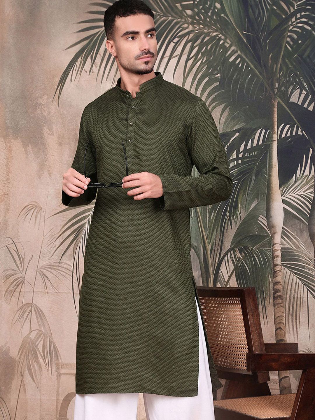 Sangria Men Textured Pattern Stylish Cotton Kurta