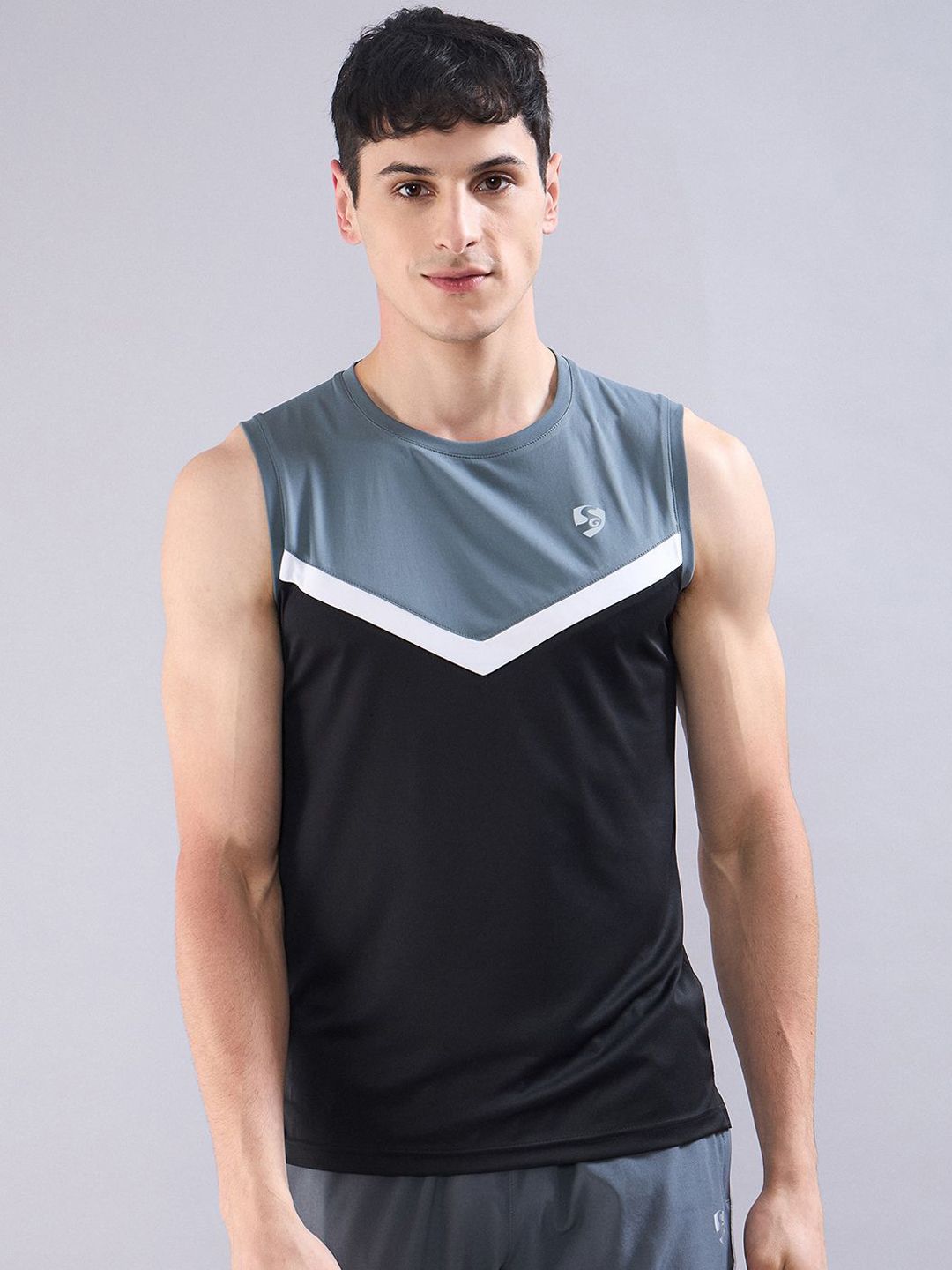 SG Colourblocked Round-Neck Gym Vest H1MV80041