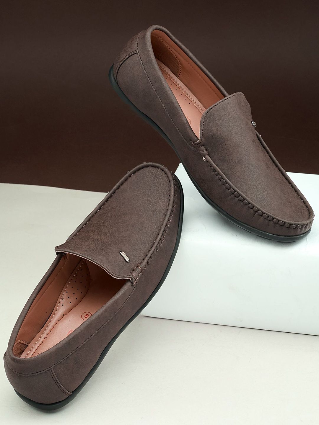 Duke Men Lightweight Round Toe Slip-On Loafers