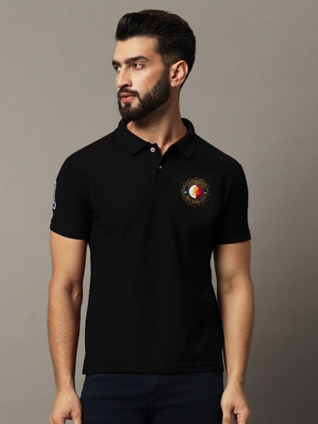 HUSHBUCKS Men Polo Collar Monochrome Pockets T-shirt