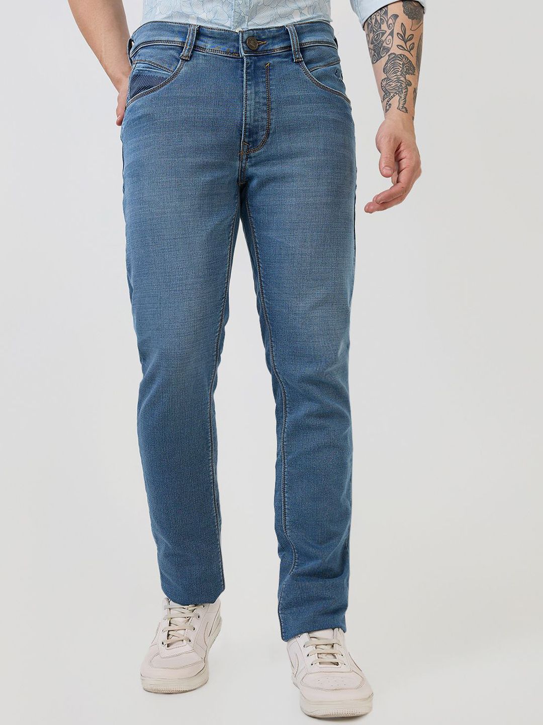 Parx Men Tapered Fit Low-Rise Light Fade Jeans
