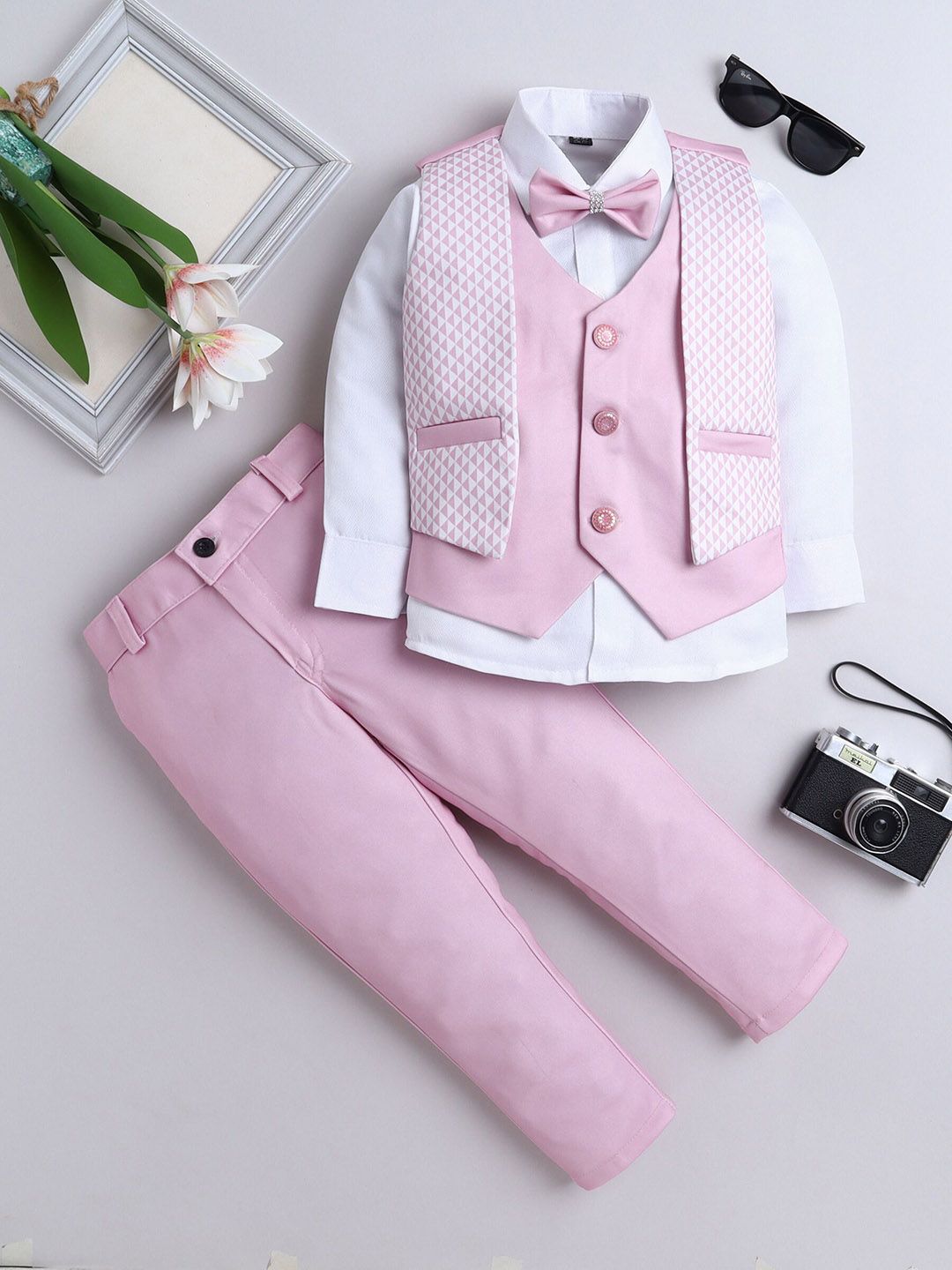 FOURFOLDS Boys Self Design 3-Piece Party Suits
