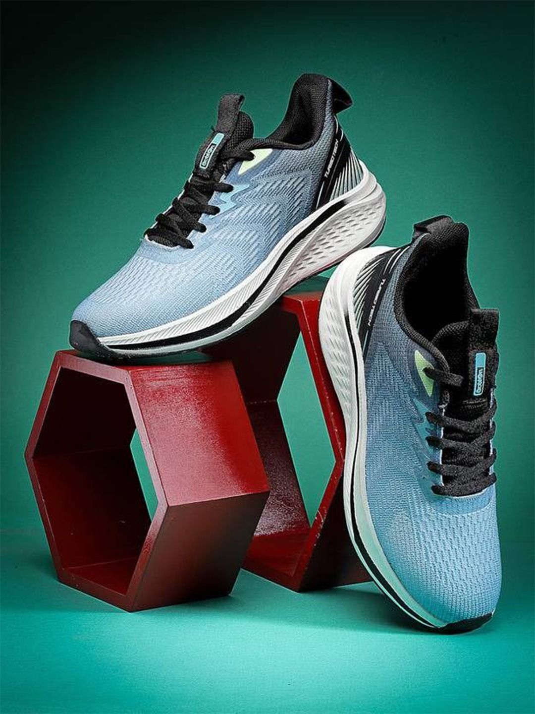 Action Men Non-Marking Lace-Ups Running Shoes