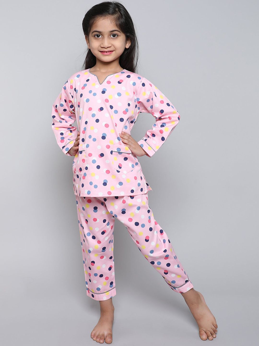 Little Clothings Girls Polka Dots Printed Regular Night suit