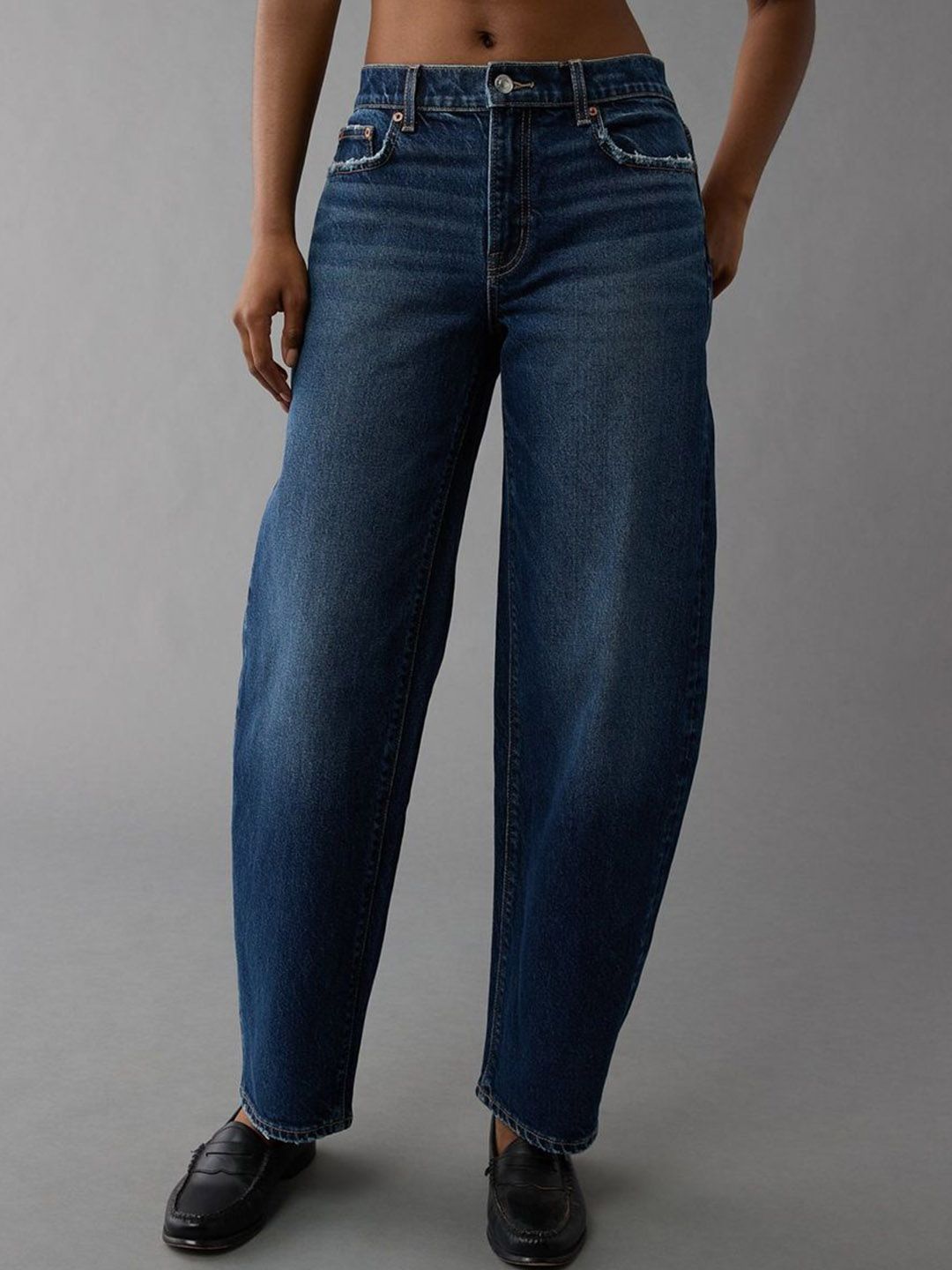 AMERICAN EAGLE OUTFITTERS Women Mid-Rise Low Distress Light Fade Jeans