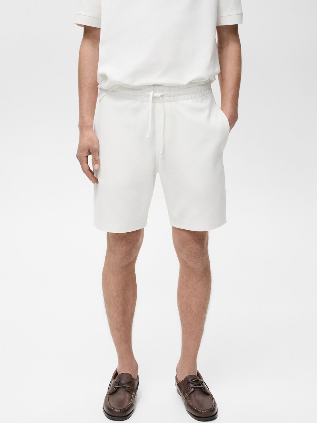MANGO MAN Mid-Rise Straight Fit Shorts