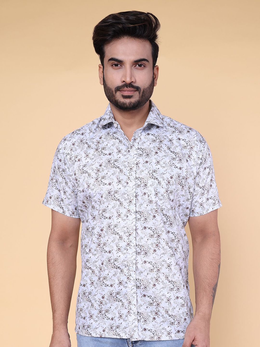 W & G Men Relaxed Floral Printed Casual Shirt