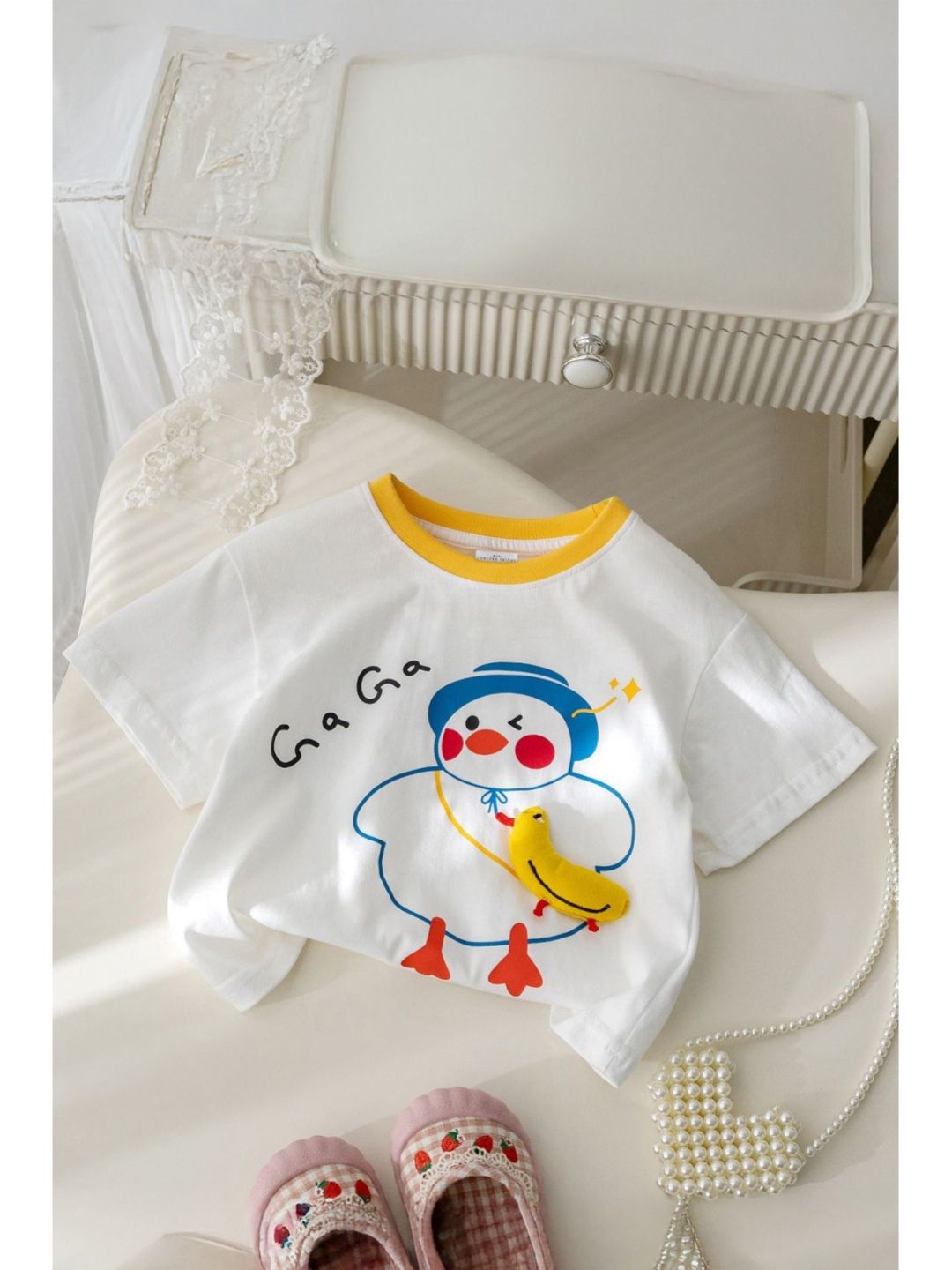 FOREVER FRIDAY Girls Graphic Printed Round Neck T-shirt