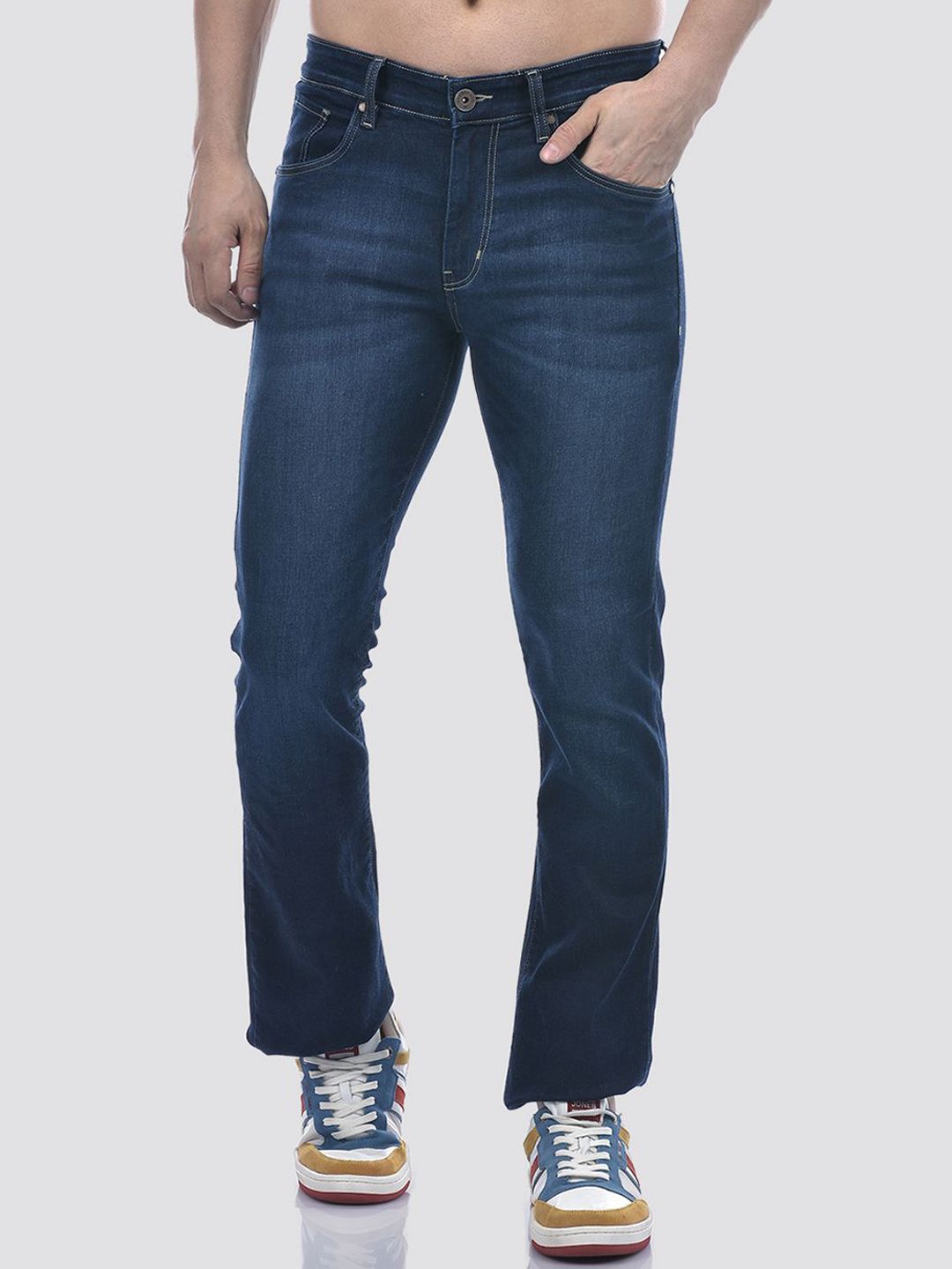 Numero Uno Men Bootcut Mid-Rise Light Fade Stretchable Jeans