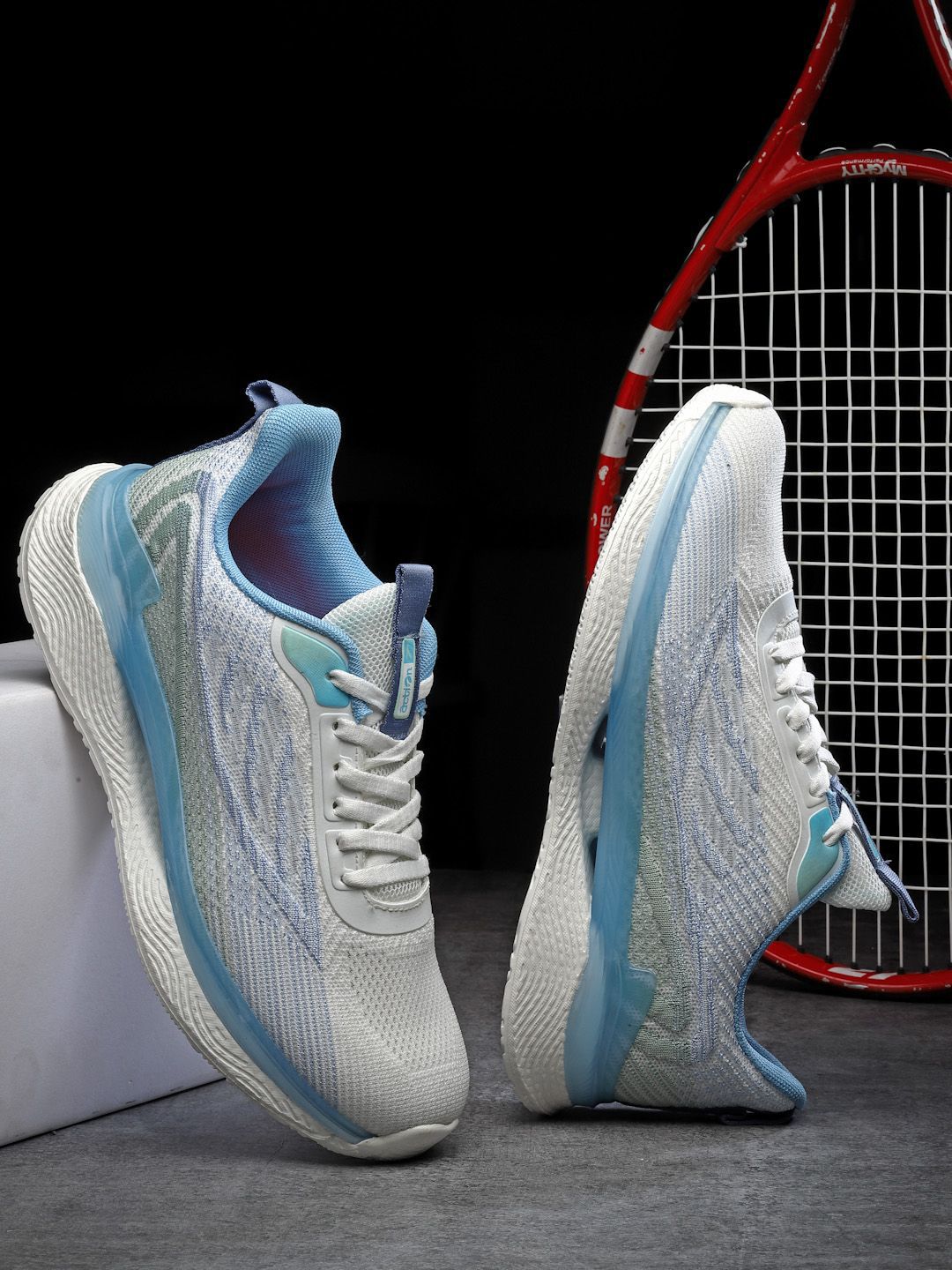 Action Men Bullet Mesh Running Non-Marking Shoes