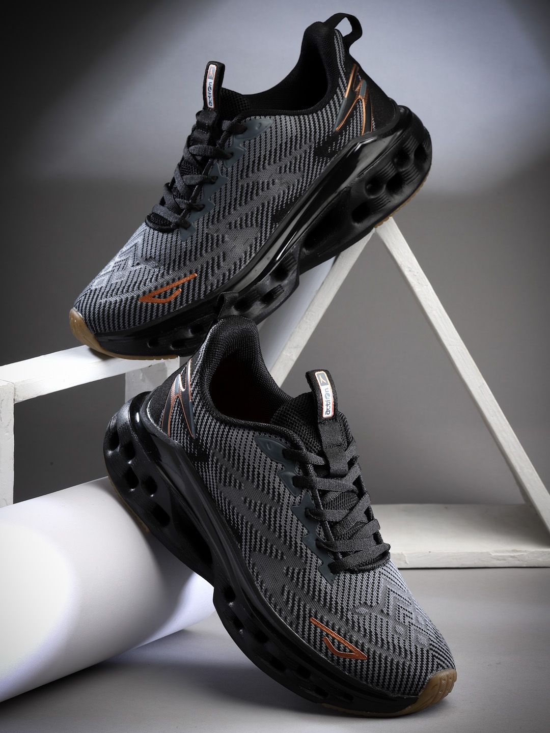 Action Men Running Non-Marking Shoes