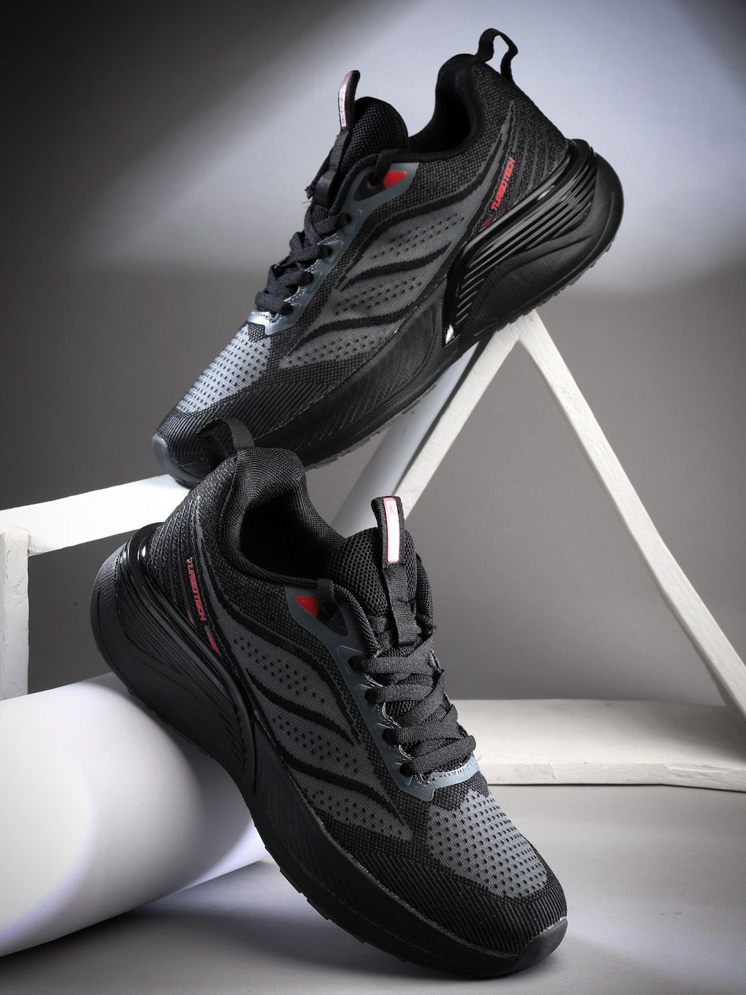 Action Men Running Non-Marking Shoes