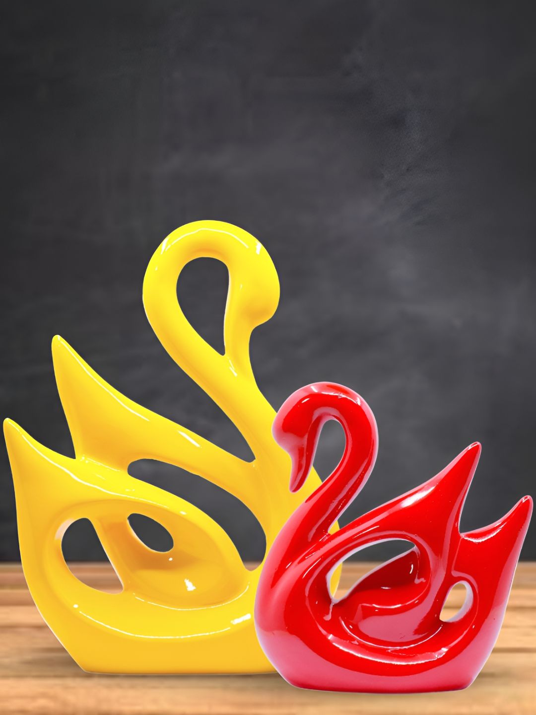 Aura Swan Yellow Polyresin Matte Garden Set of 2 Small Showpieces - 10.2 Inches