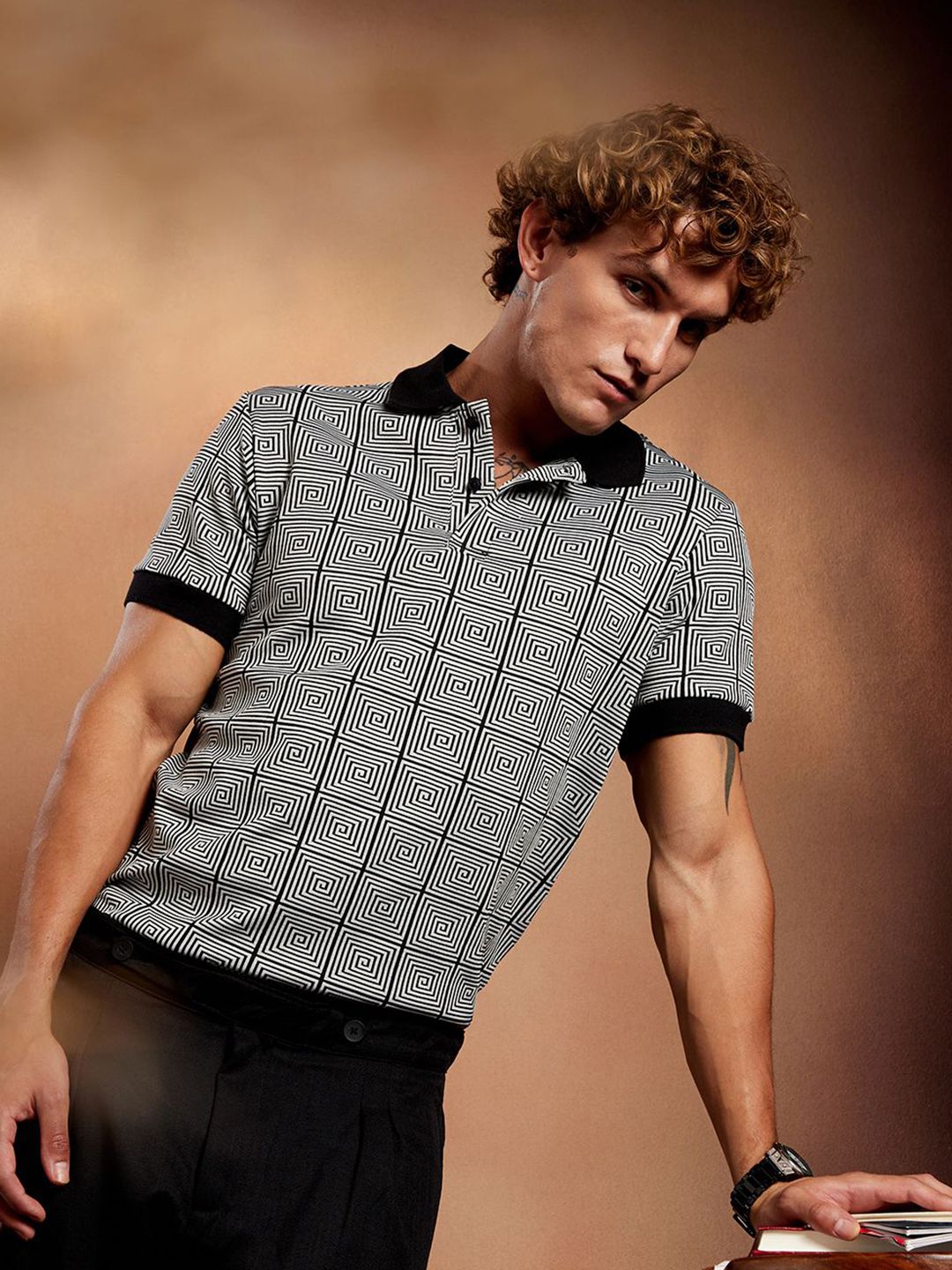 CAHOOT Geometric Printed Polo Collar Cotton T-shirt
