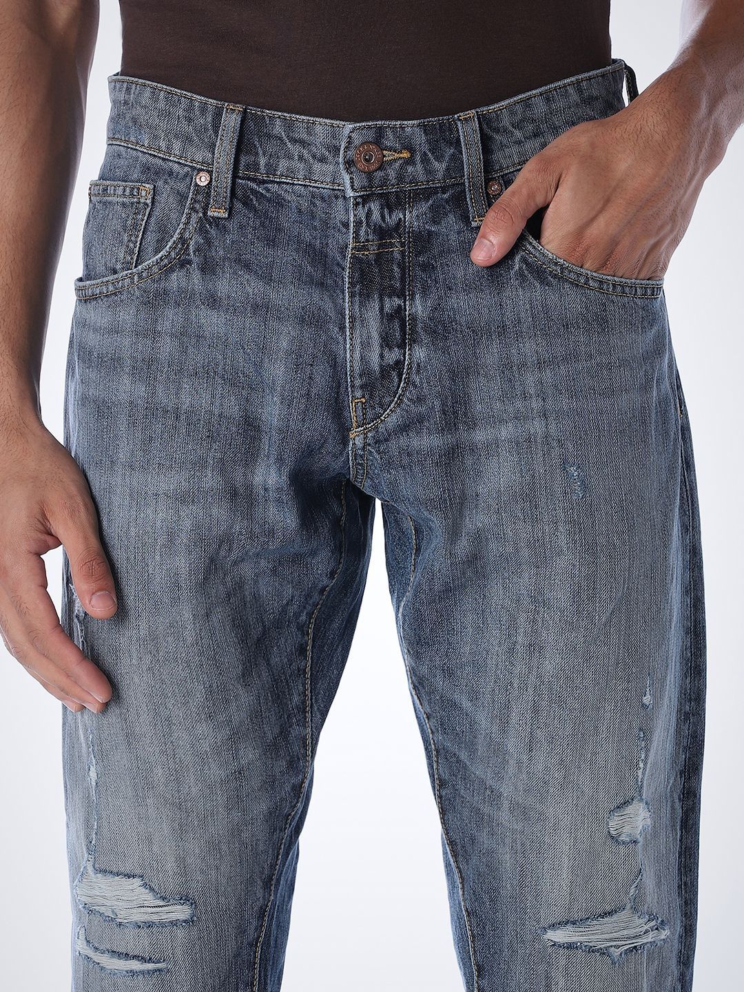 Tapered Fit Low-Rise Mildly Distressed Light Fade Jeans