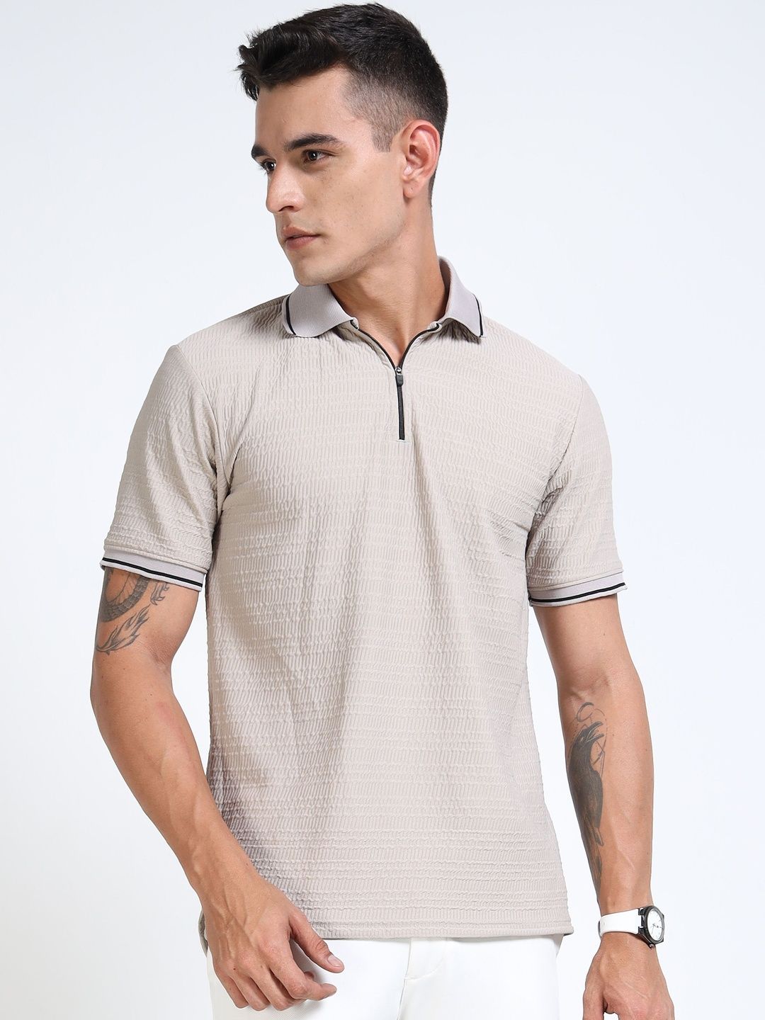 THE BEETEL HOUSE Men Polo Collar T-shirt