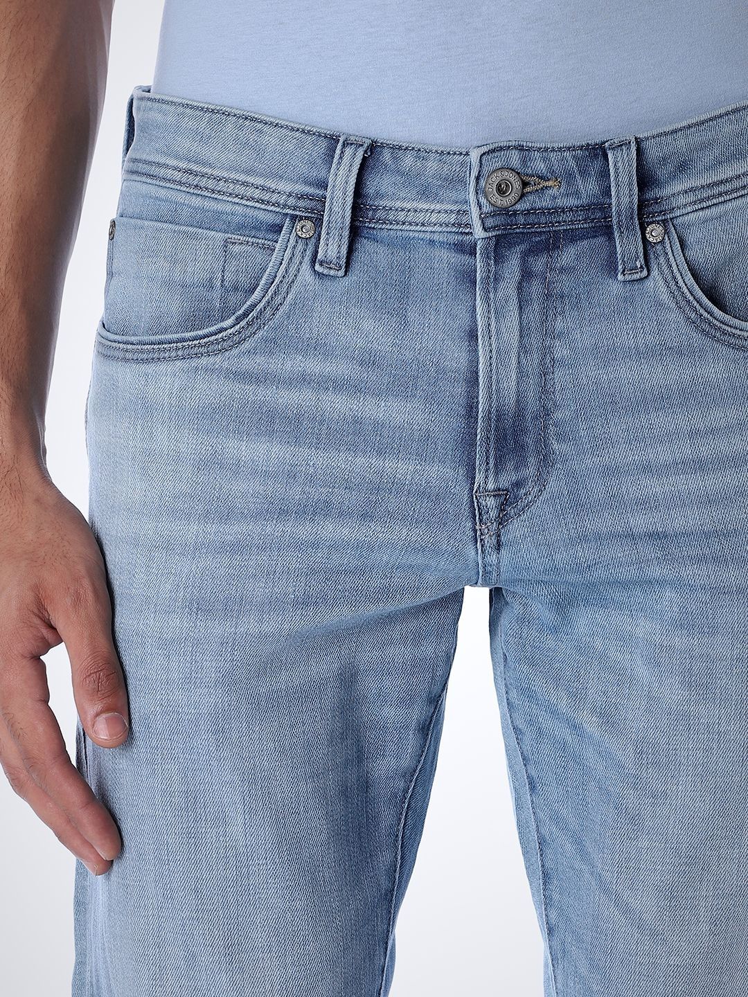 Slim Fit Low-Rise Light Fade Stretchable Jeans