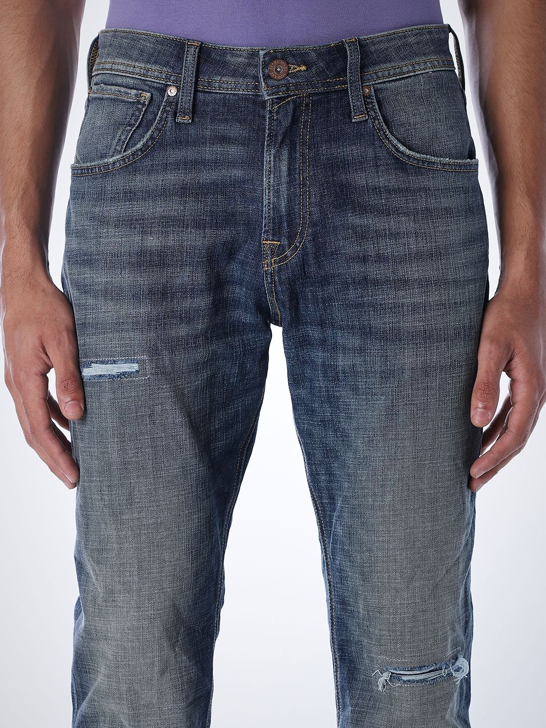 Bootcut Low-Rise Mildly Distressed Heavy Fade Stretchable Jeans